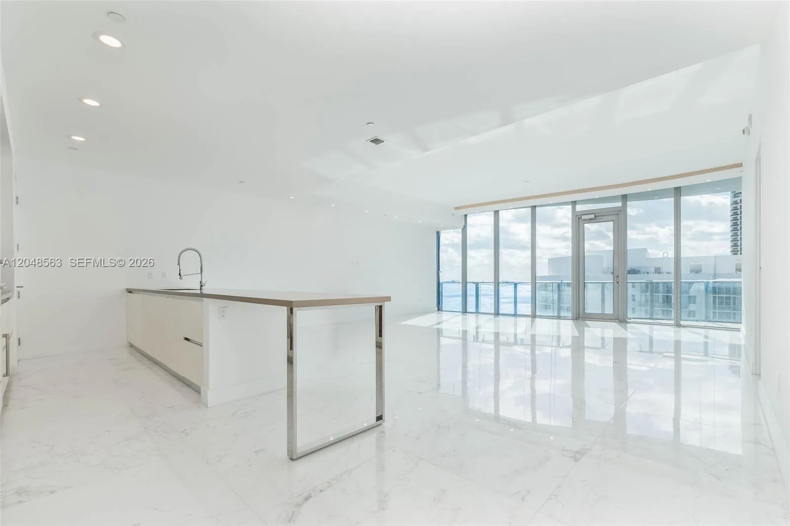 17475 Collins Ave # 2003, Sunny Isles Beach, FL 33160 photo 5