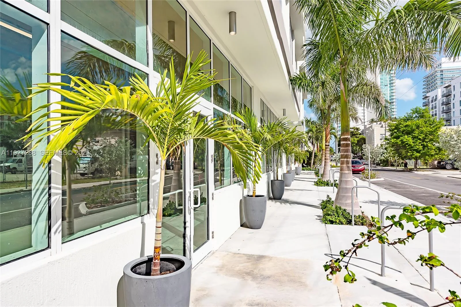 321 NE 26th St # 602, Miami, FL 33137 photo 6
