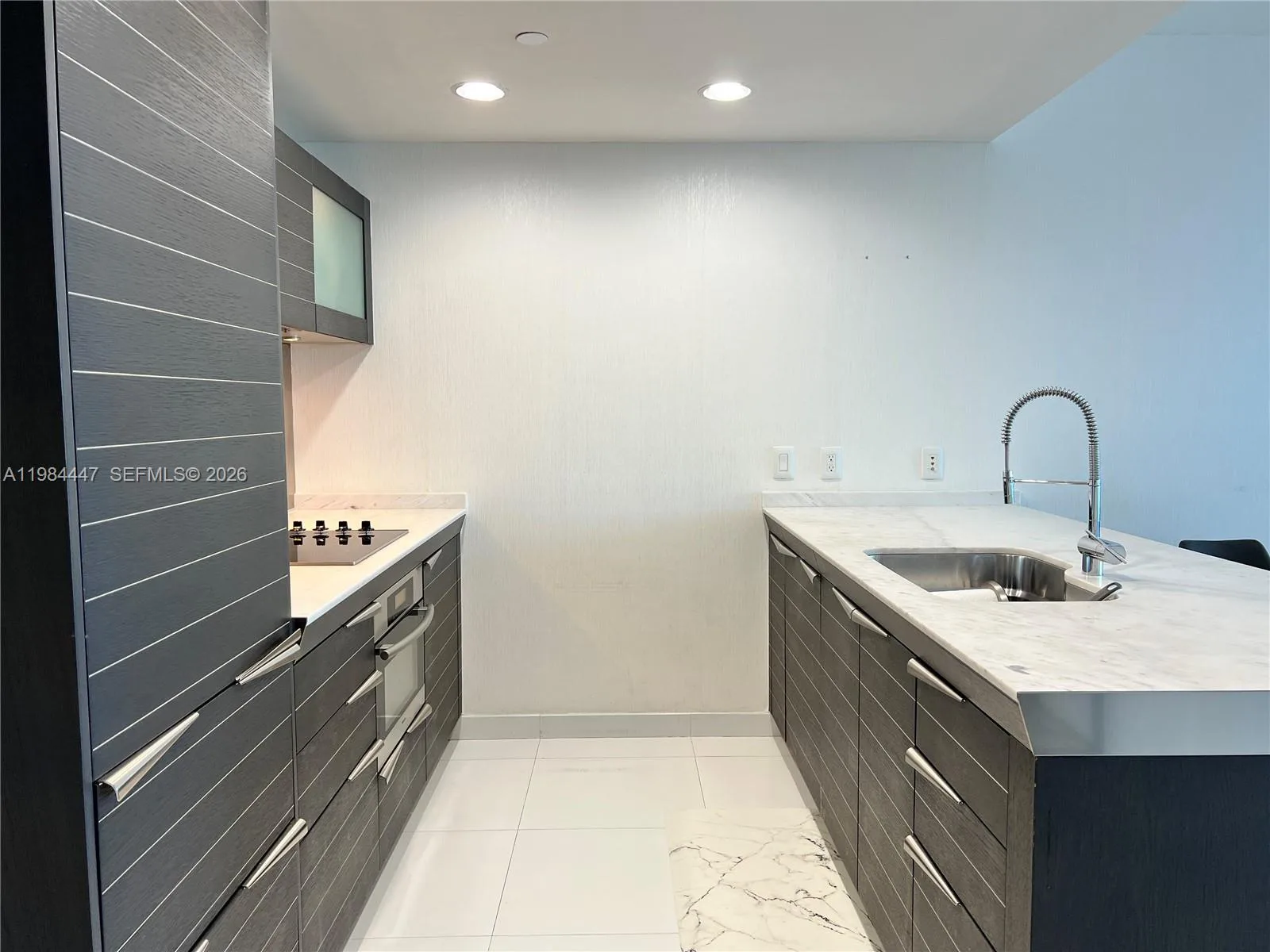 200 Biscayne Boulevard Way # 3610, Miami, FL 33131 photo 3