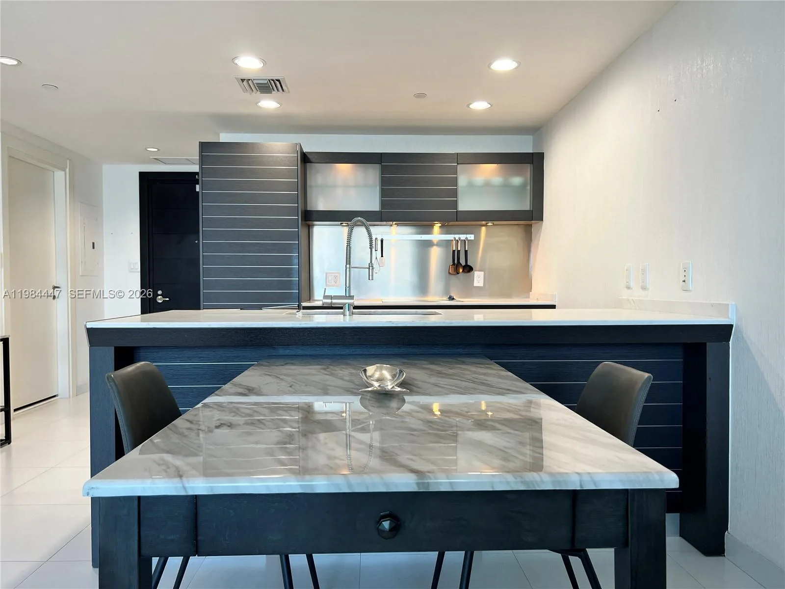 200 Biscayne Boulevard Way # 3610, Miami, FL 33131 photo 5