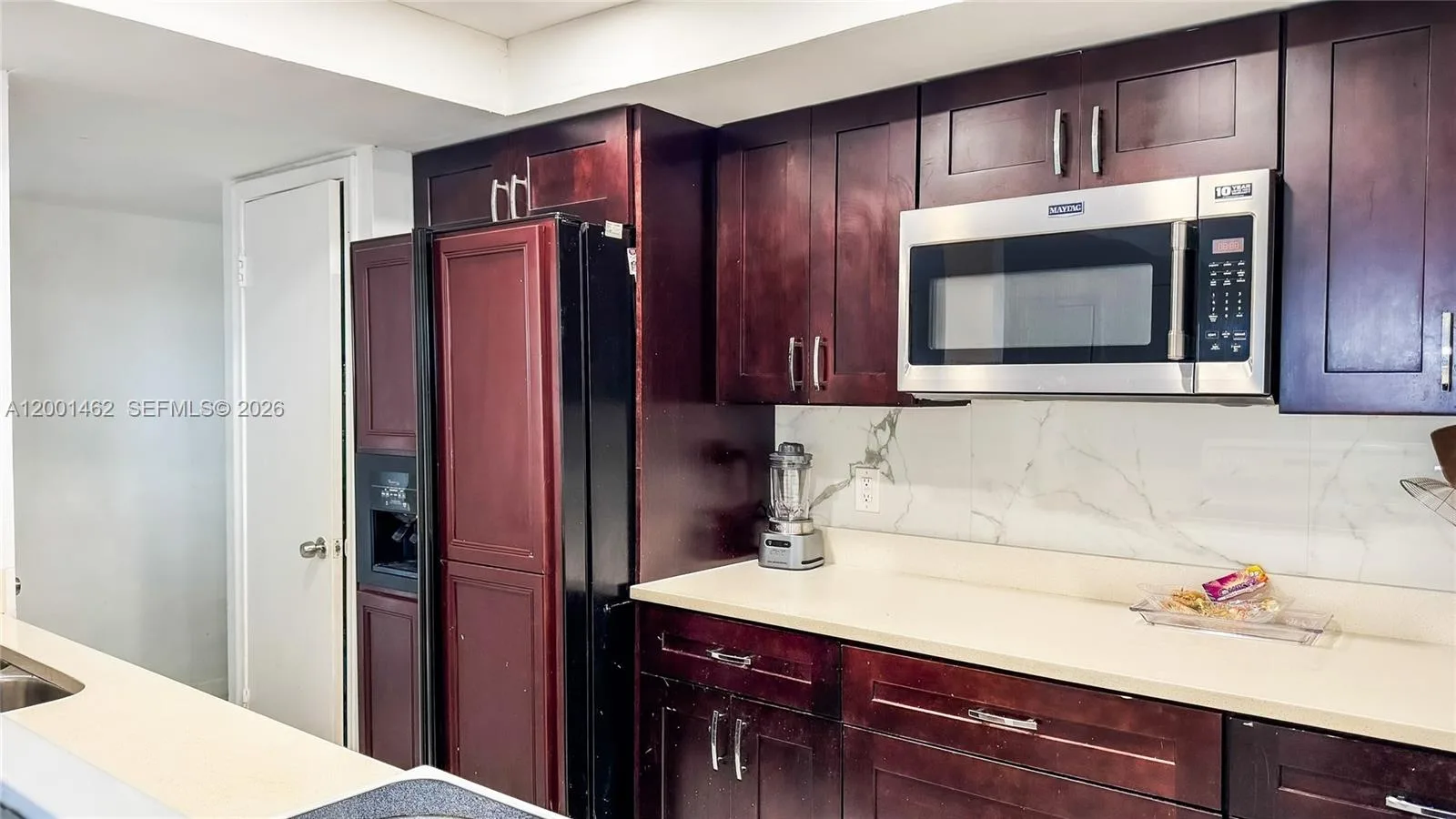 1060 Crystal Lake Dr # 401, Deerfield Beach, FL 33064 photo 3