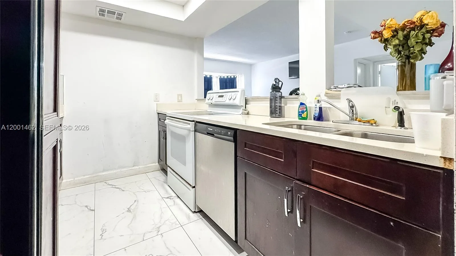 1060 Crystal Lake Dr # 401, Deerfield Beach, FL 33064 photo 5