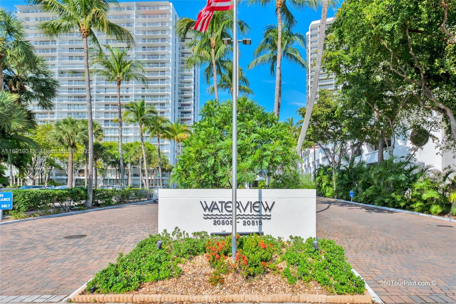 20515 E Country Club Dr # 343, Aventura, FL 33180