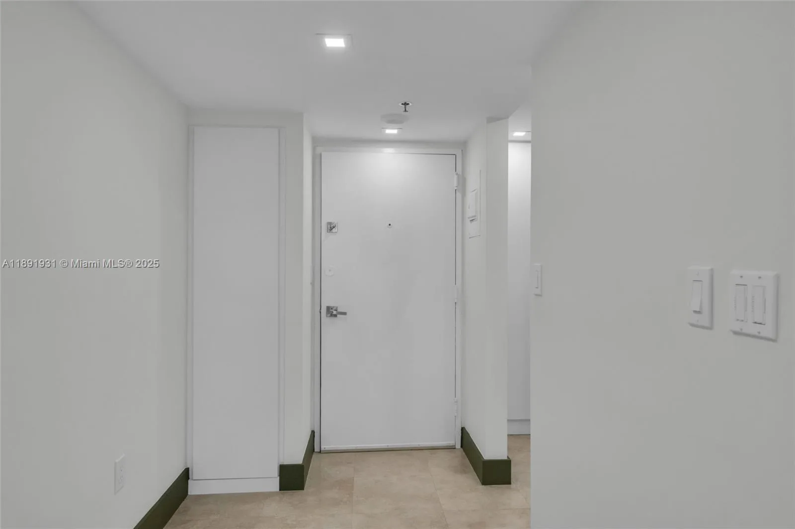 20515 E Country Club Dr # 343, Aventura, FL 33180 photo 6