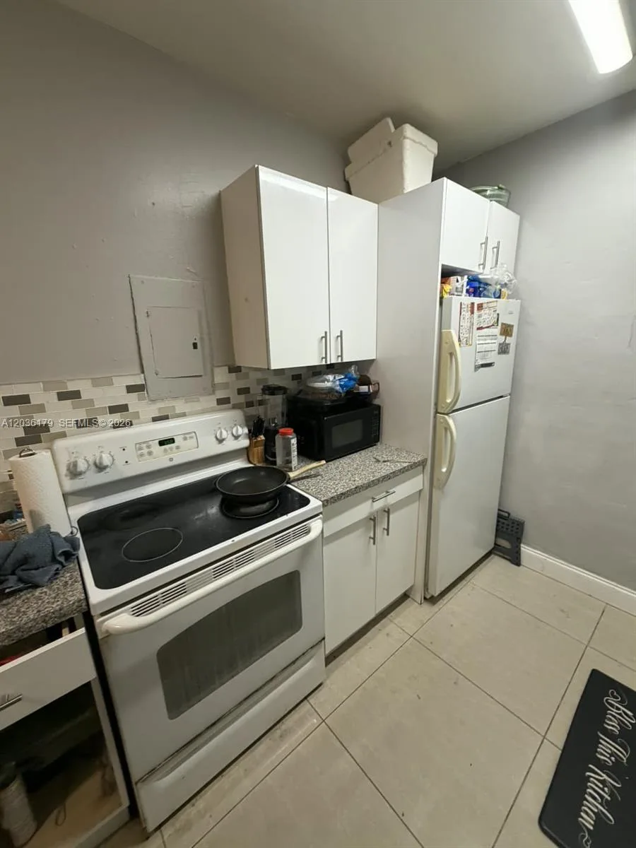 545 NW 81st St, Miami, FL 33150 photo 10