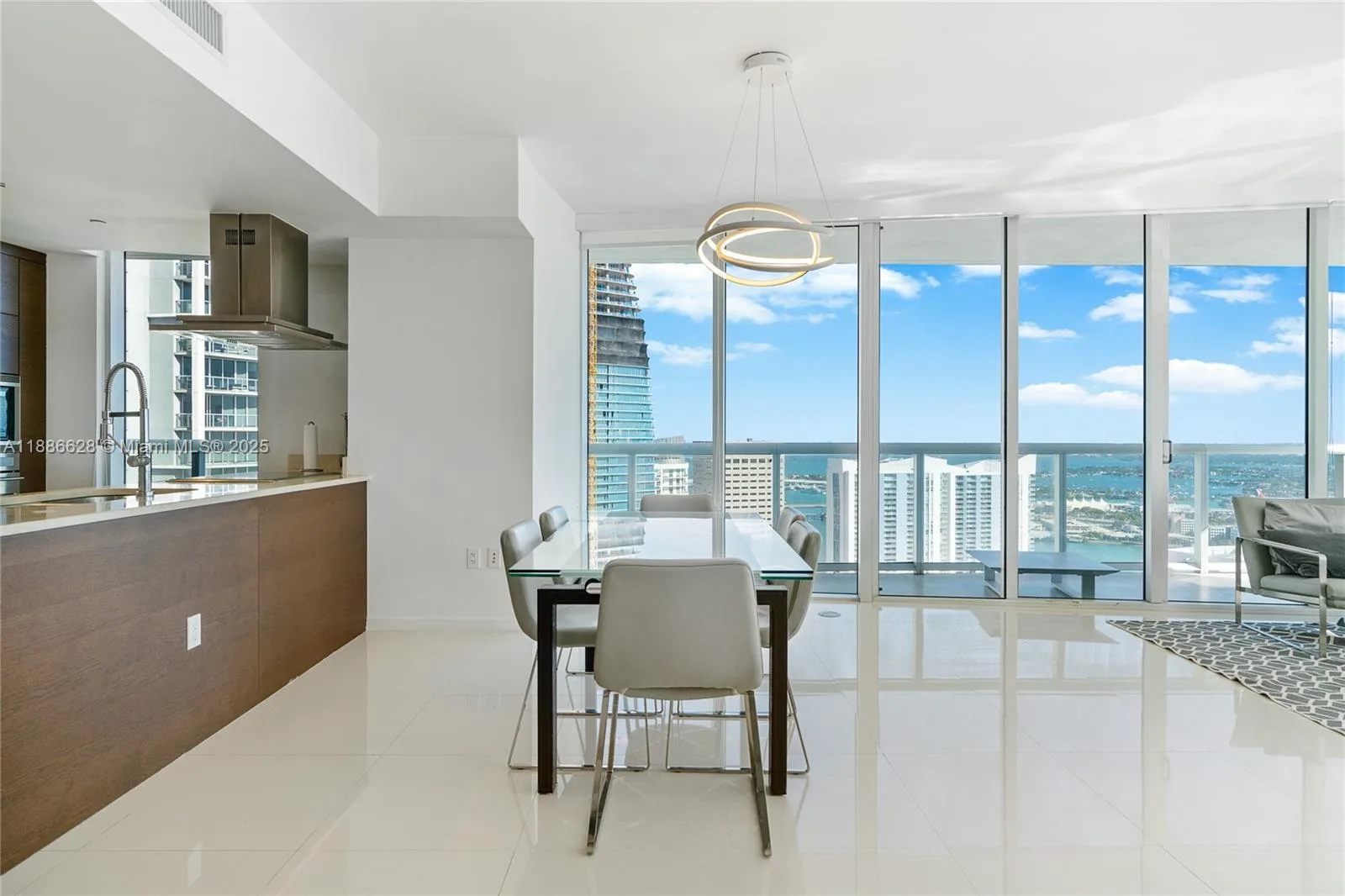 495 Brickell Ave # 4802, Miami, FL 33131 photo 10