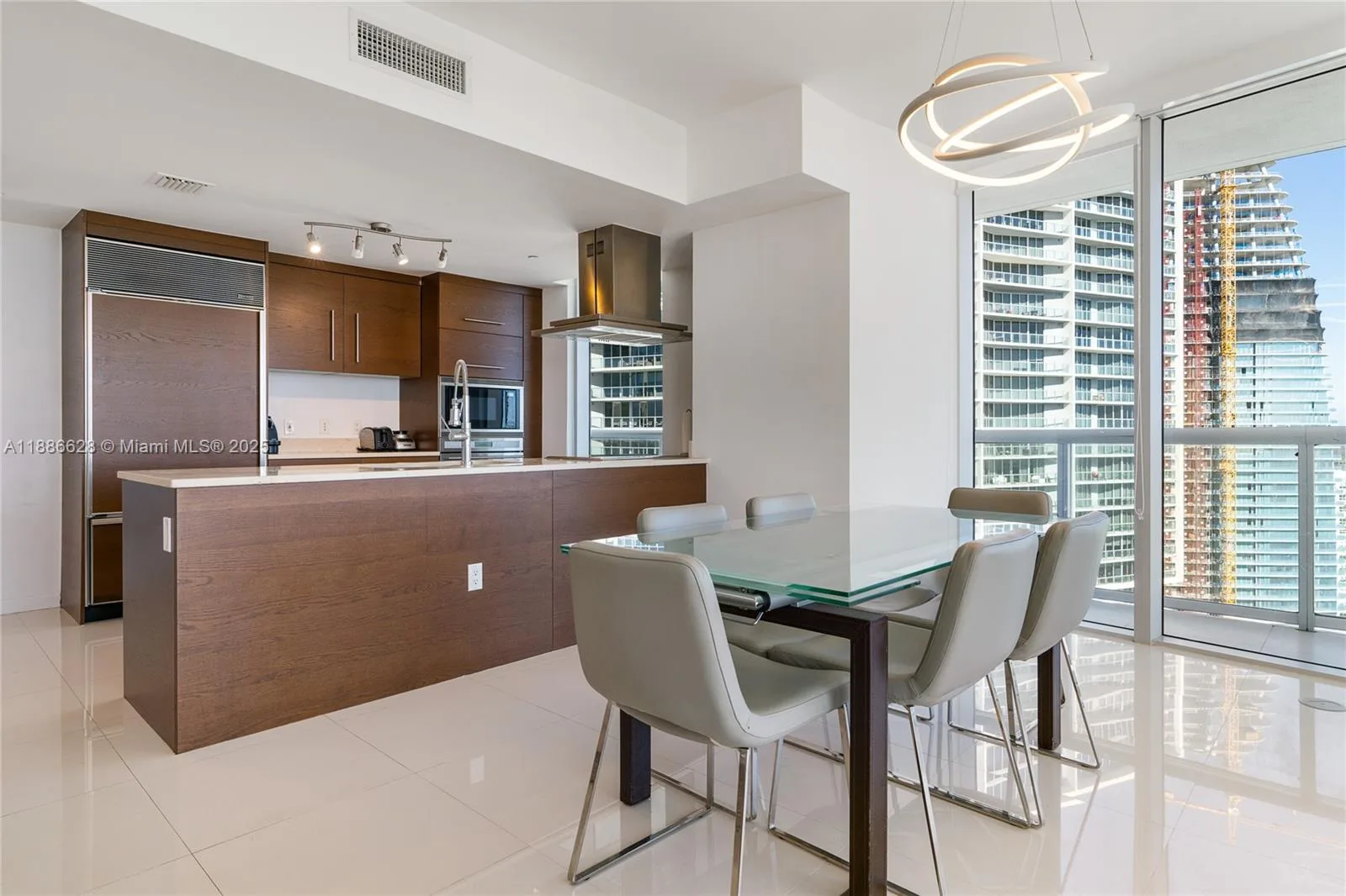 495 Brickell Ave # 4802, Miami, FL 33131 photo 13