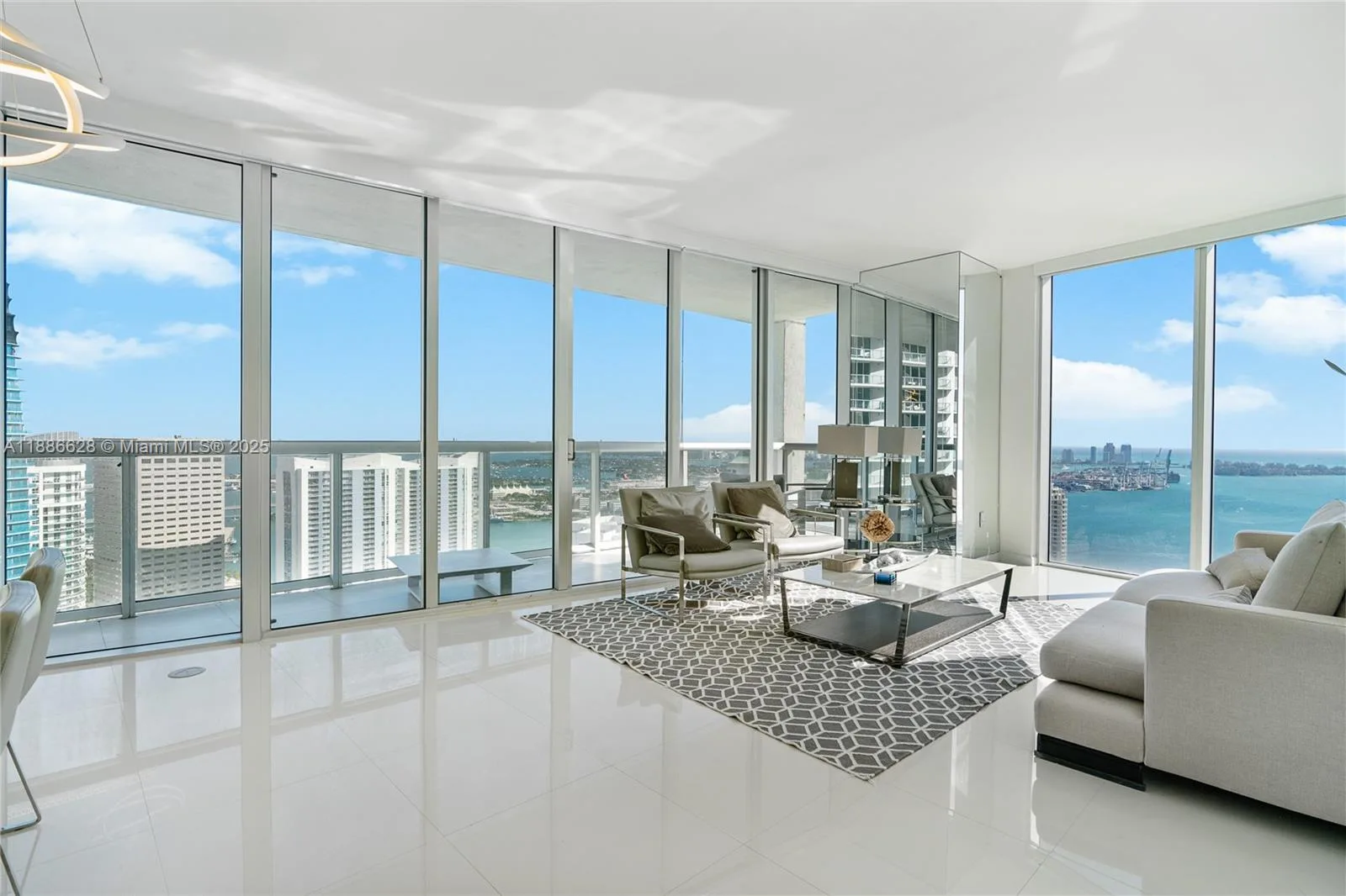 495 Brickell Ave # 4802, Miami, FL 33131 photo 4