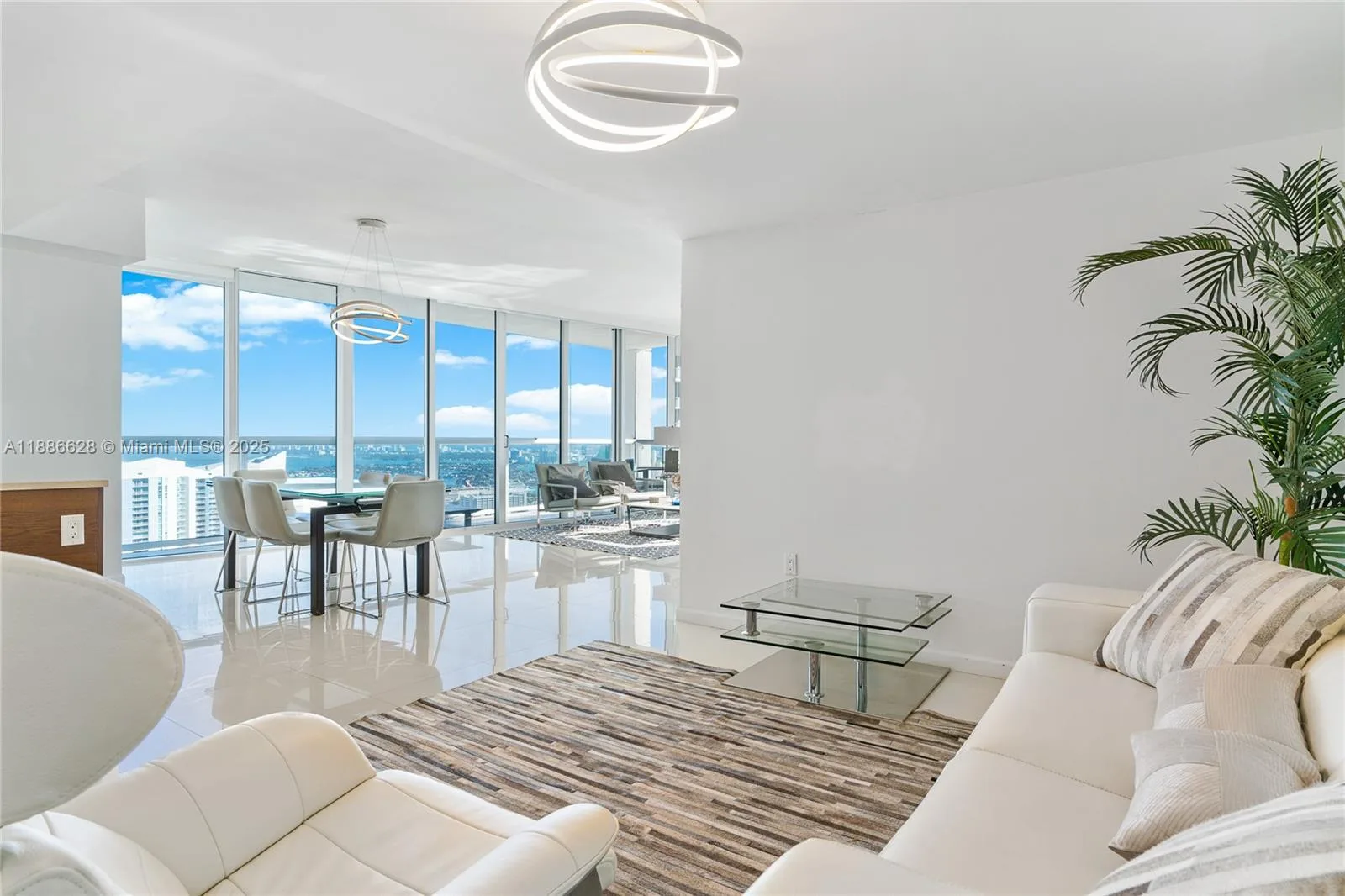 495 Brickell Ave # 4802, Miami, FL 33131 photo 7