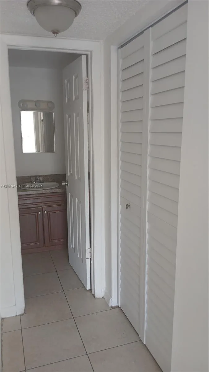 3610 NW 21st St # 313, Lauderdale Lakes, FL 33311 photo 9