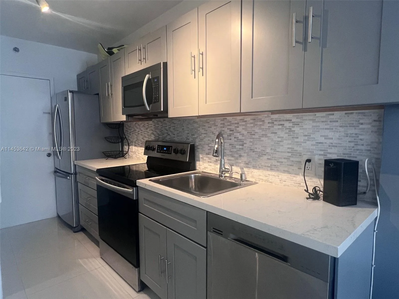 100 Lincoln Rd # 501, Miami Beach, FL 33139 photo 3