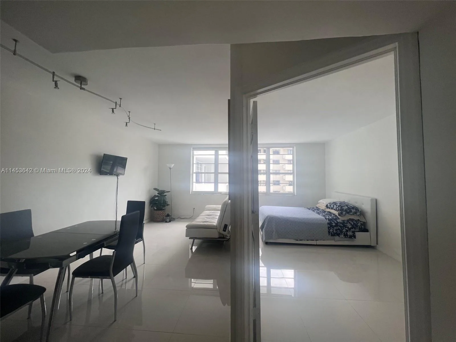 100 Lincoln Rd # 501, Miami Beach, FL 33139 photo 4