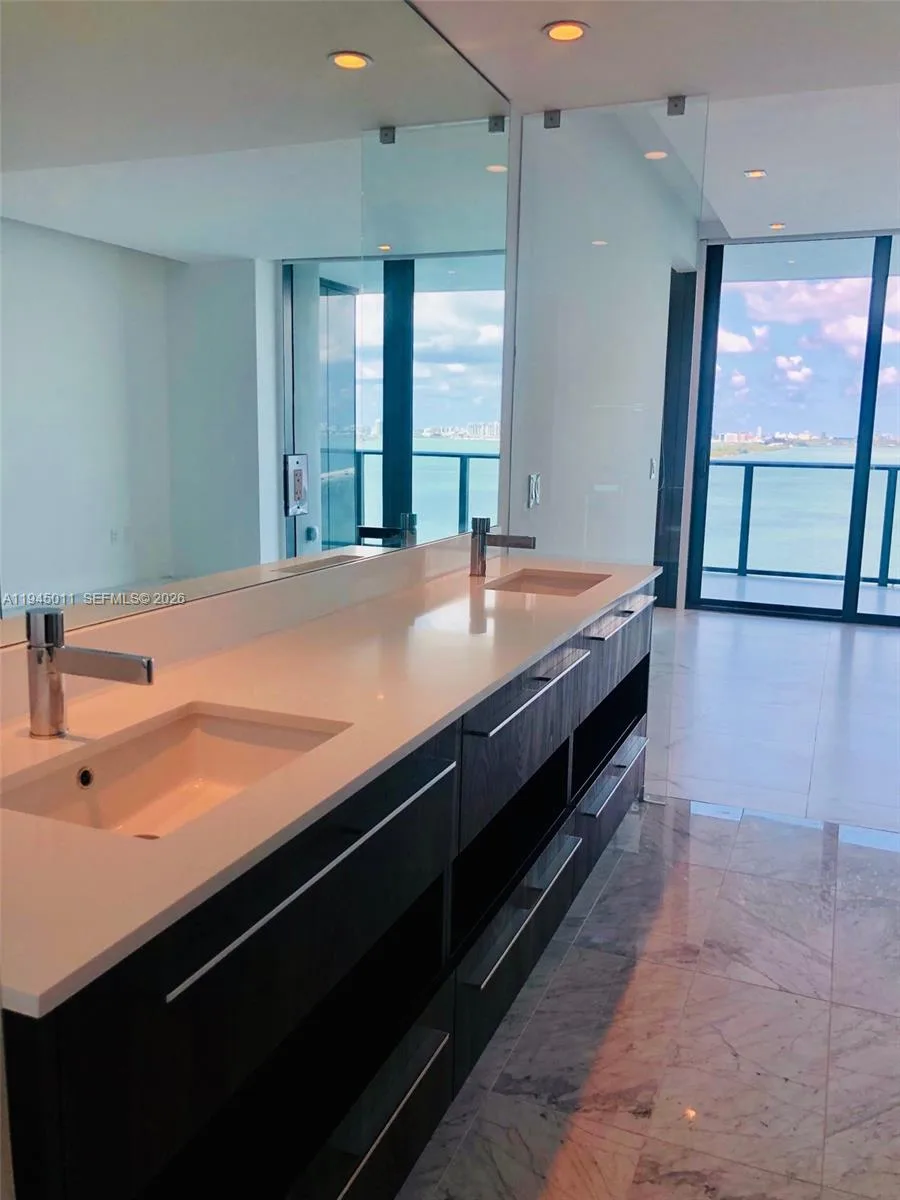 3131 NE 7th Ave # 3305, Miami, FL 33137 photo 13