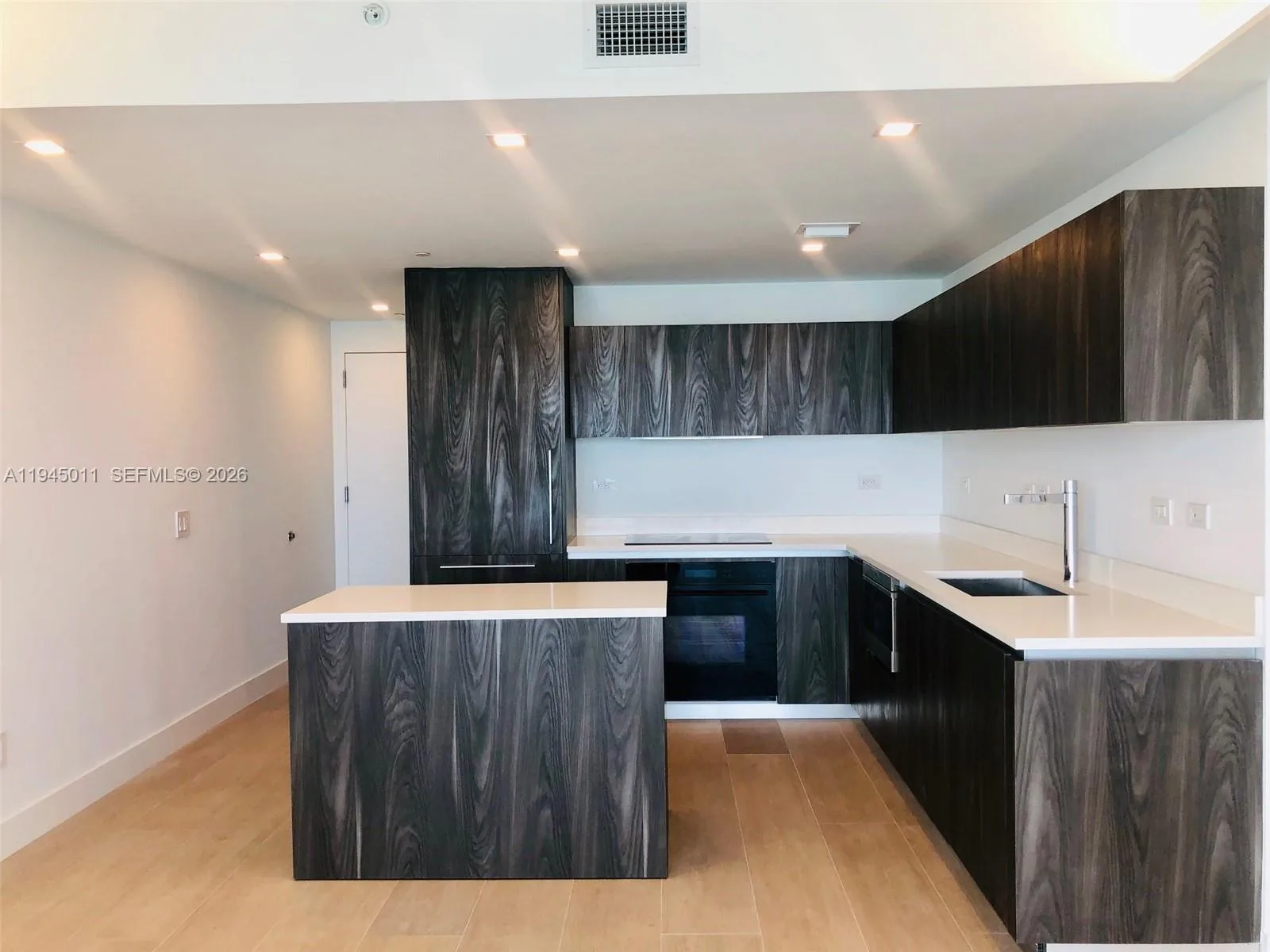 3131 NE 7th Ave # 3305, Miami, FL 33137 photo 4
