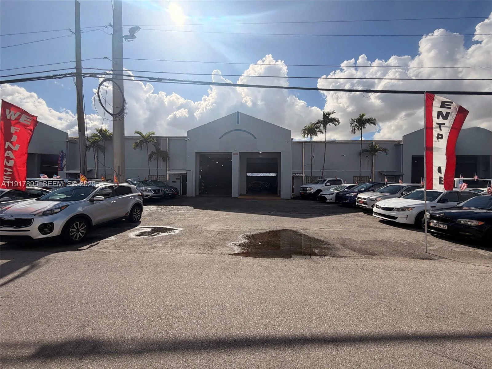 7298 NW 54th St, Miami, FL 33166