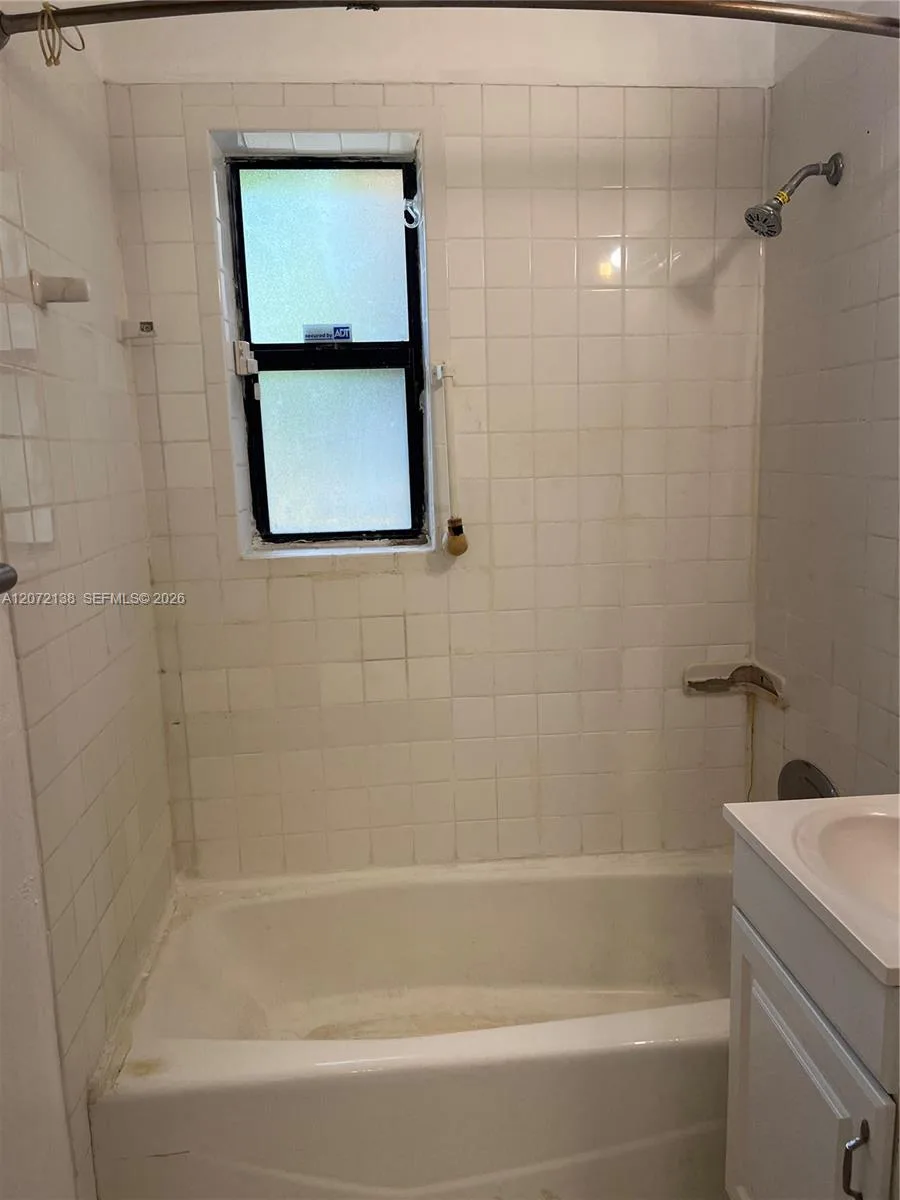 143 SW 22nd Ter, Fort Lauderdale, FL 33312 photo 13