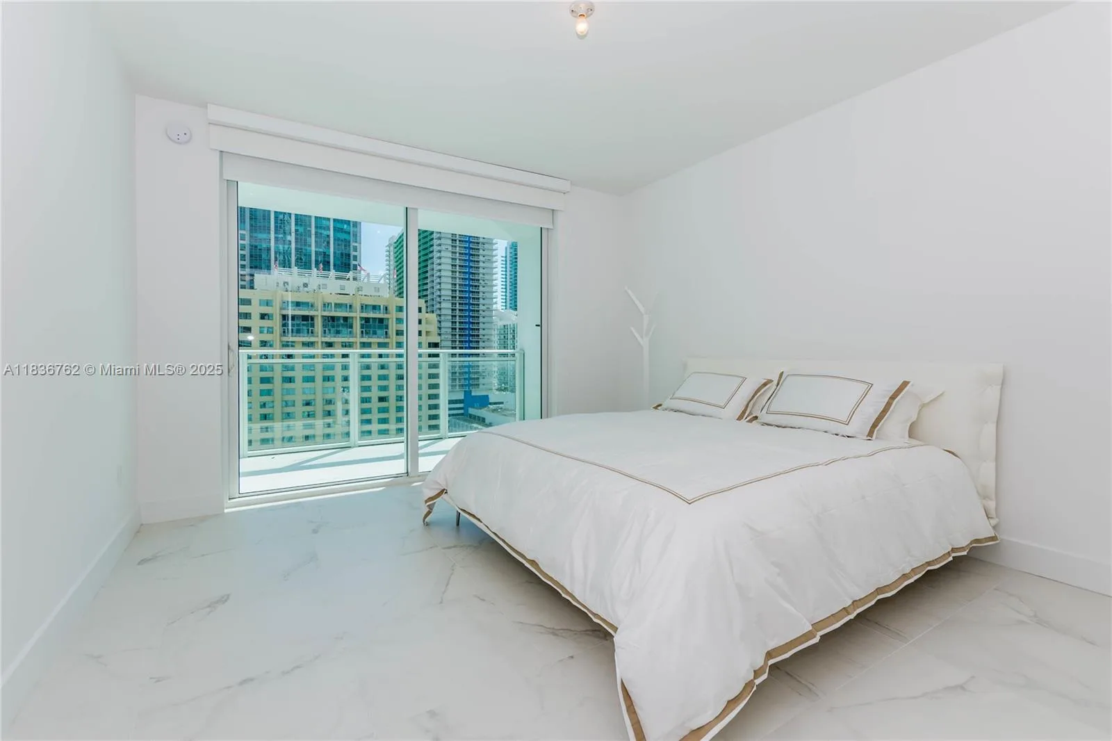 1080 Brickell Ave # 1708, Miami, FL 33131 photo 9