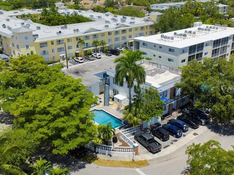 105 NE 16th Terrace, Fort Lauderdale, FL 33301 photo 2