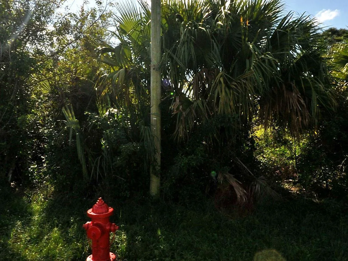 884 SW Mccoy Avenue, Port St. Lucie, FL 34953