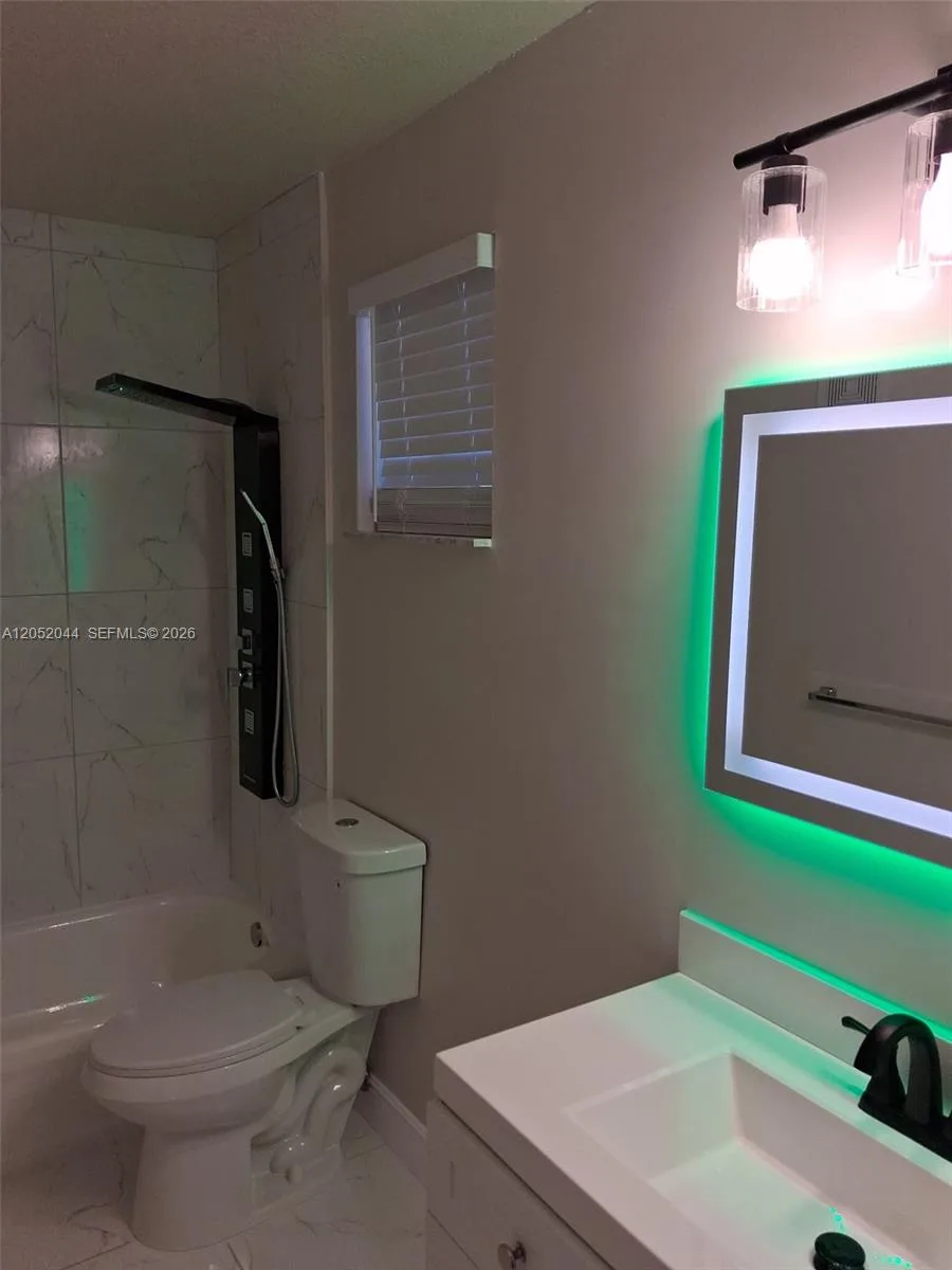 7245 NW 173rd Dr # 2502, Hialeah, FL 33015 — zdjęcie 4