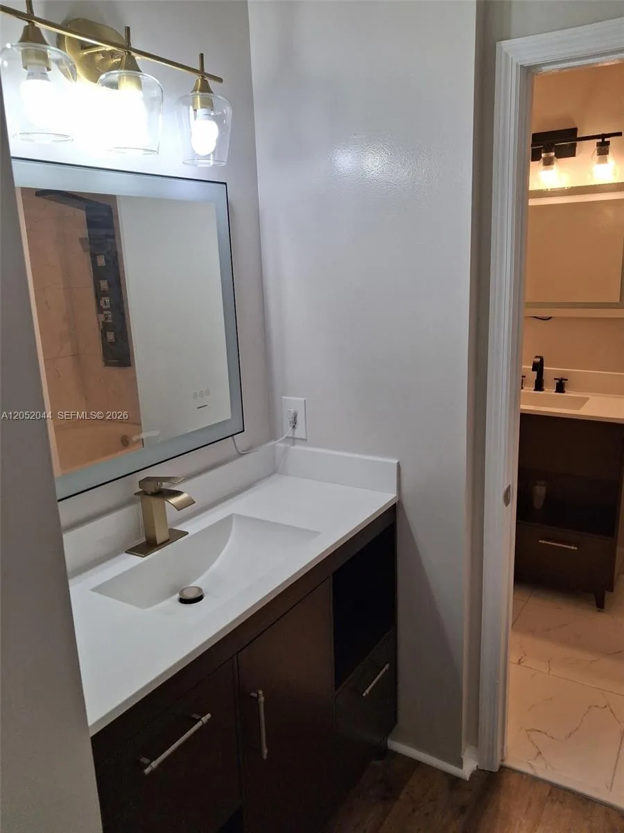 7245 NW 173rd Dr # 2502, Hialeah, FL 33015 — zdjęcie 5