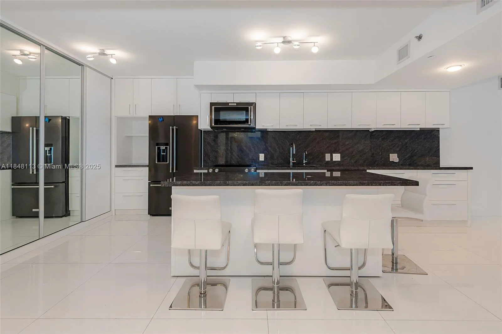 1850 S Ocean Dr # 2702, Hallandale Beach, FL 33009 photo 10