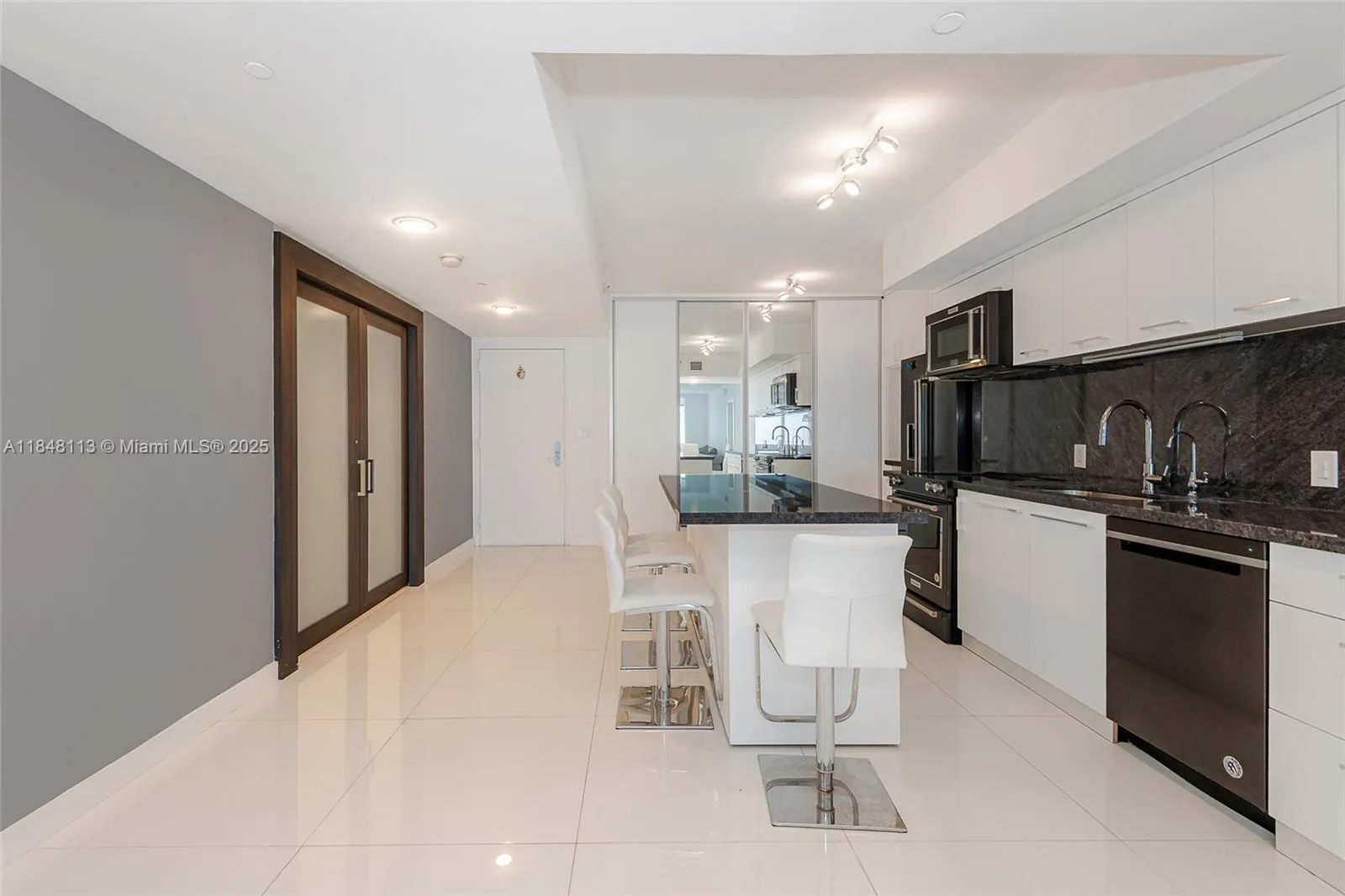 1850 S Ocean Dr # 2702, Hallandale Beach, FL 33009 photo 8