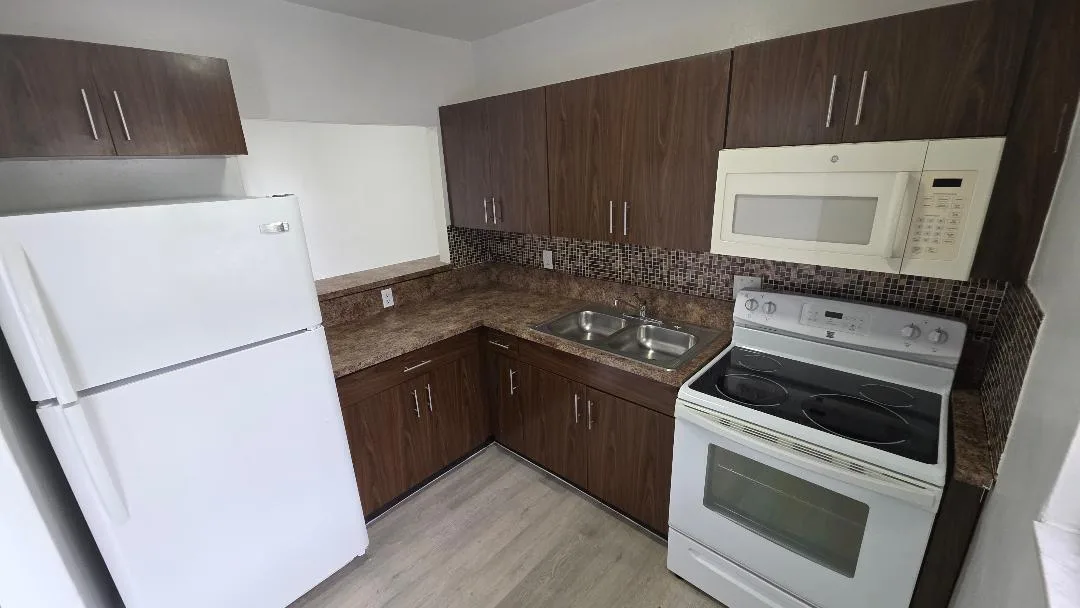2250 NW 183rd Street # 1, Miami Gardens, FL 33056 photo 2
