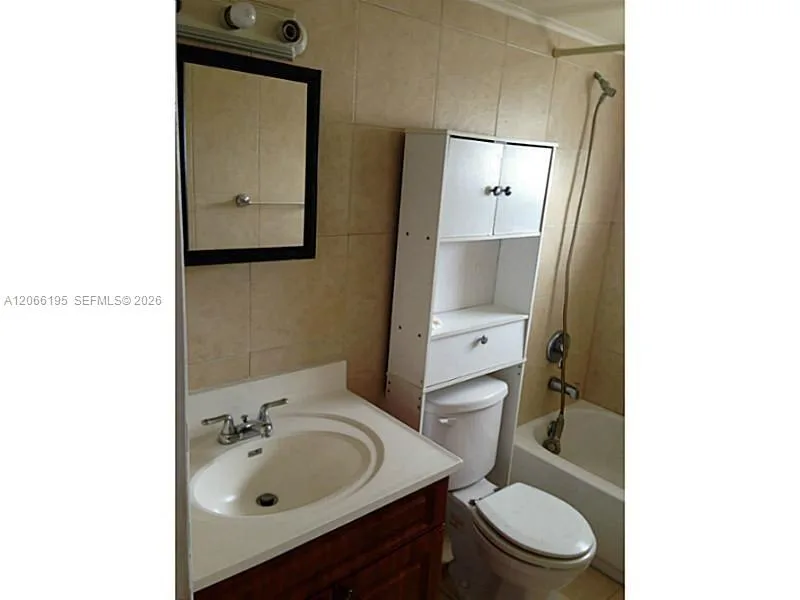 2008 Jackson St # E2, Hollywood, FL 33020 photo 5