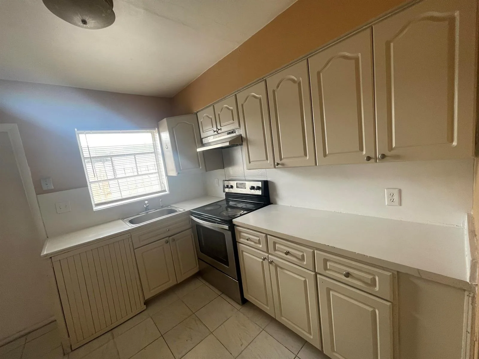 1316 NW 8TH Avenue # A, Fort Lauderdale, FL 33311 photo 3
