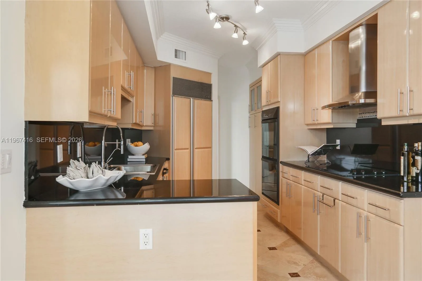 6051 N Ocean Dr # 302, Hollywood, FL 33019 photo 7
