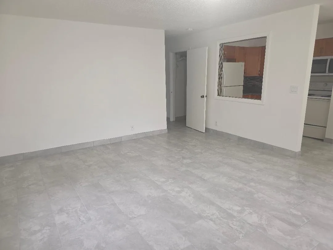 3640 NE 1ST Avenue # 3, Oakland Park, FL 33334 photo 3
