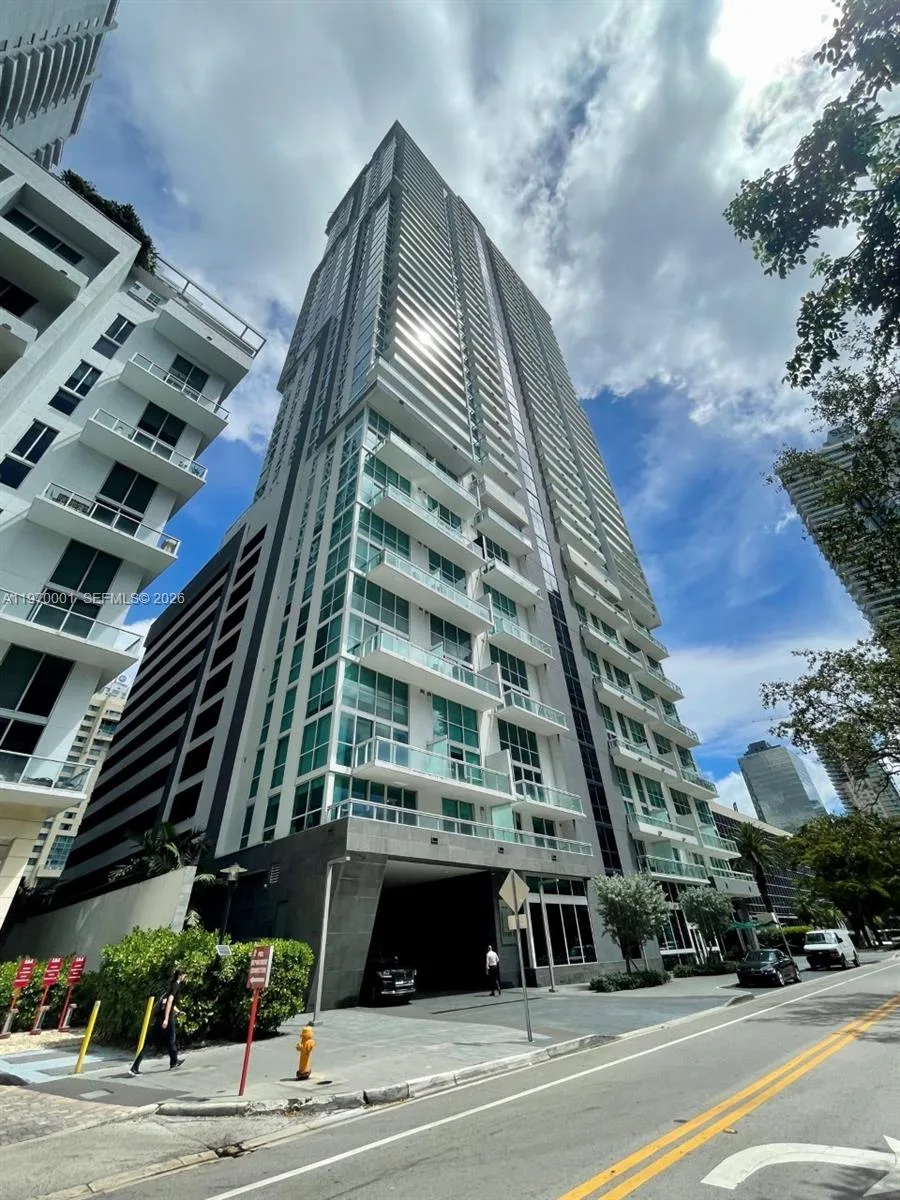 1080 Brickell Ave # 3009, Miami, FL 33131