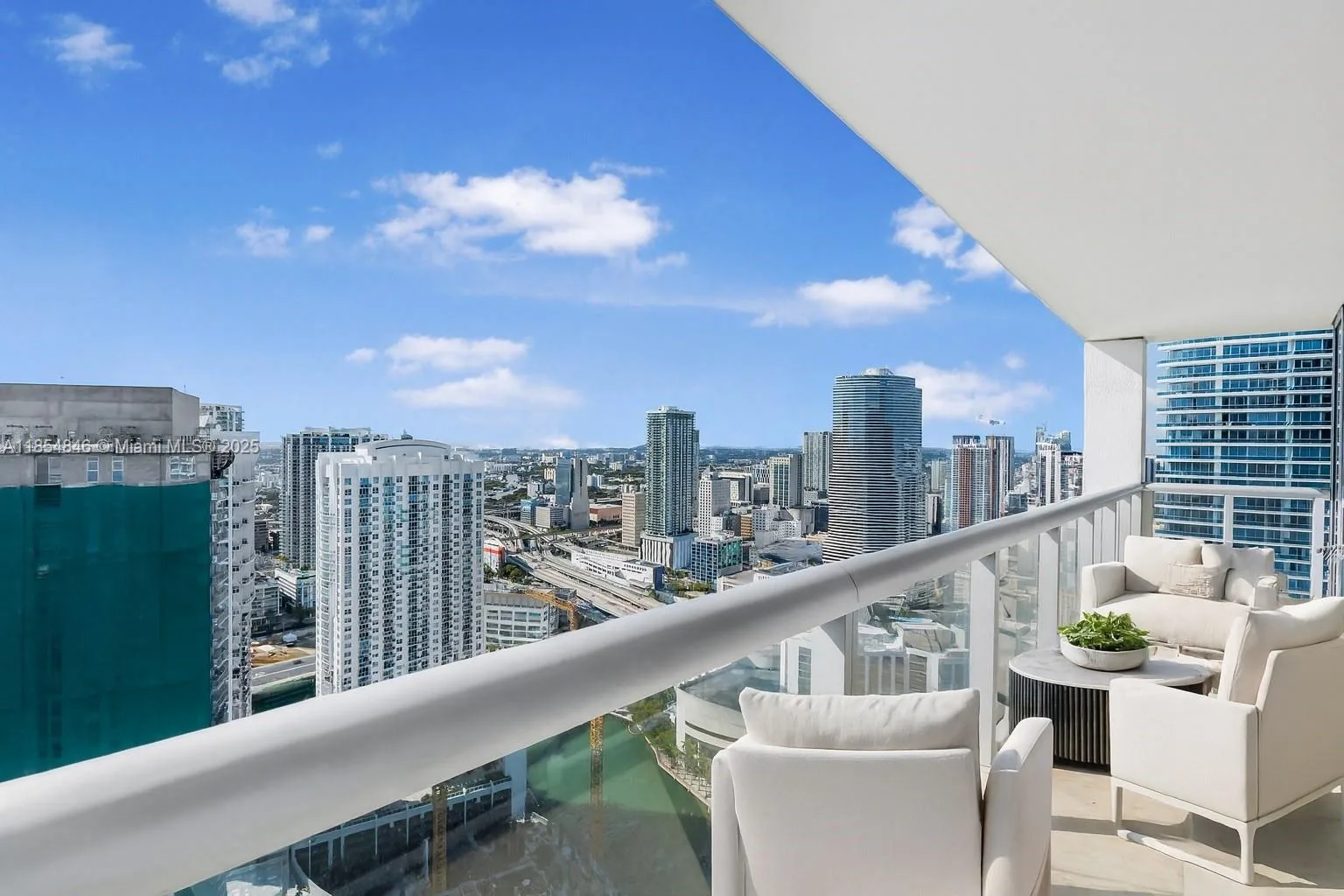 485 Brickell Ave # 4404, Miami, FL 33131 photo 12