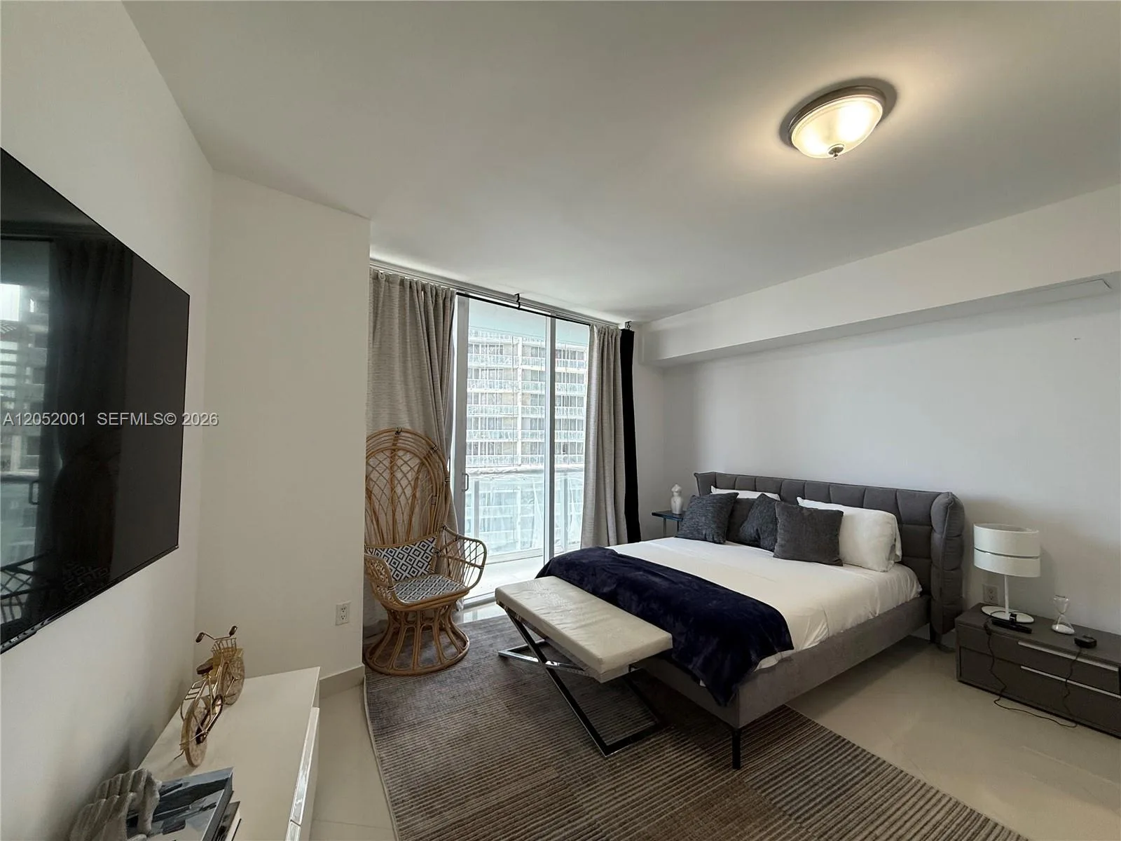 475 Brickell Ave # 3207, Miami, FL 33131 photo 5