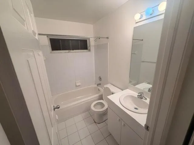 1037 17TH Street, West Palm Beach, FL 33407