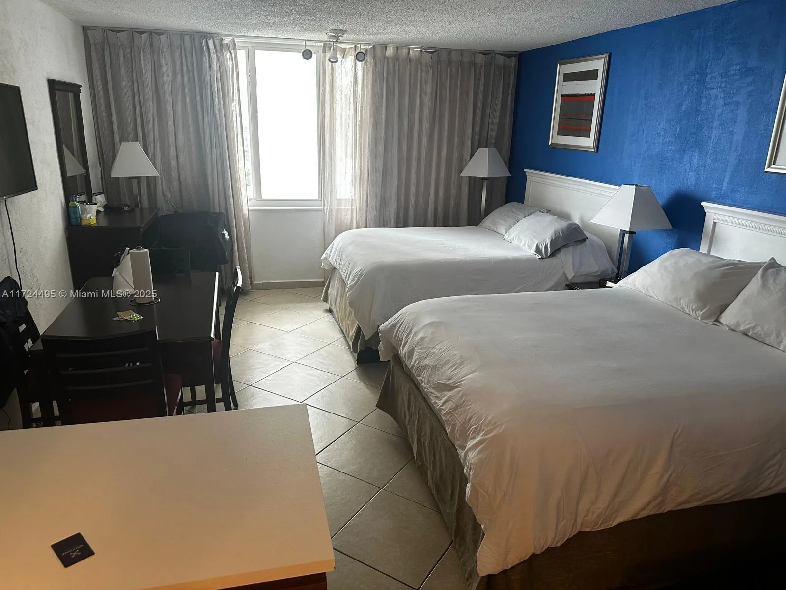 19201 Collins Ave # 701, Sunny Isles Beach, FL 33160 photo 4