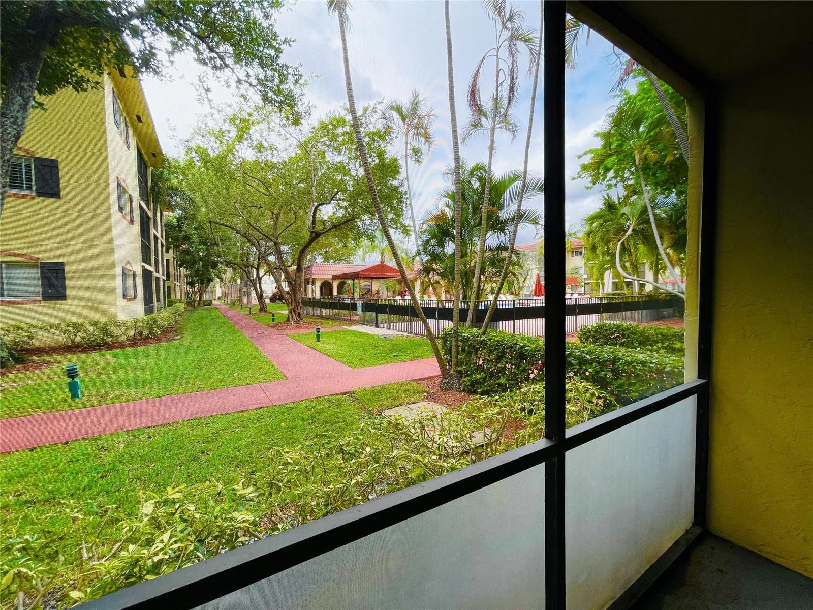 257 S Cypress Road # 414, Pompano Beach, FL 33060 photo 12