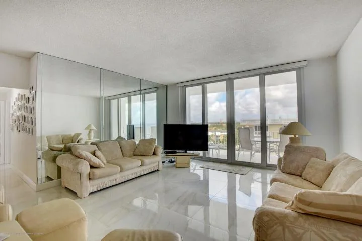 100 Worth Avenue # 7, Palm Beach, FL 33480 photo 11