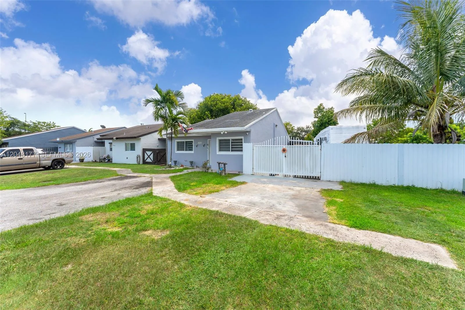25808 SW 127th Ct Cir, Homestead, FL 33032 photo 2