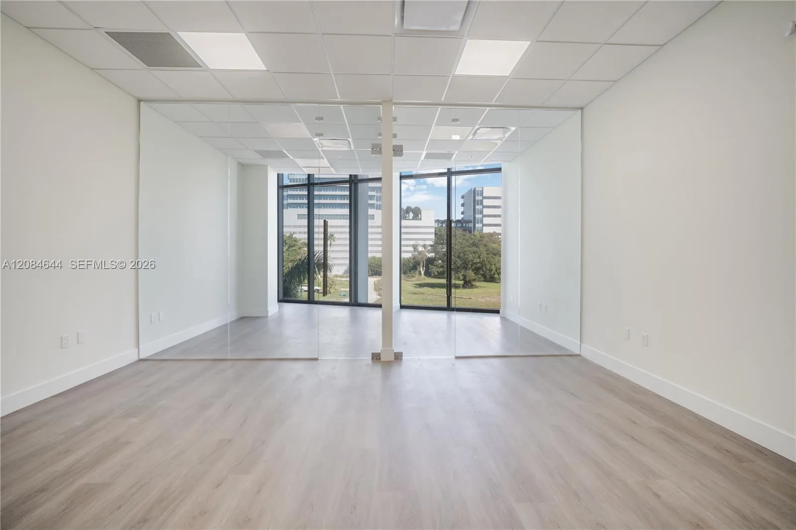 21290 Biscayne Blvd # 200, Aventura, FL 33180