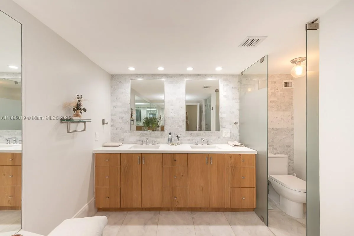 1121 Crandon Blvd # D402, Key Biscayne, FL 33149 photo 12