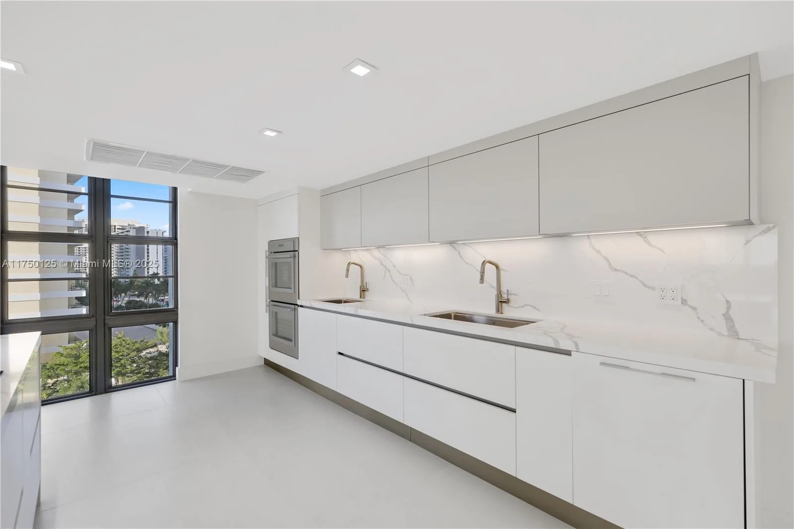 5500 Collins Ave # 802, Miami Beach, FL 33140 photo 7