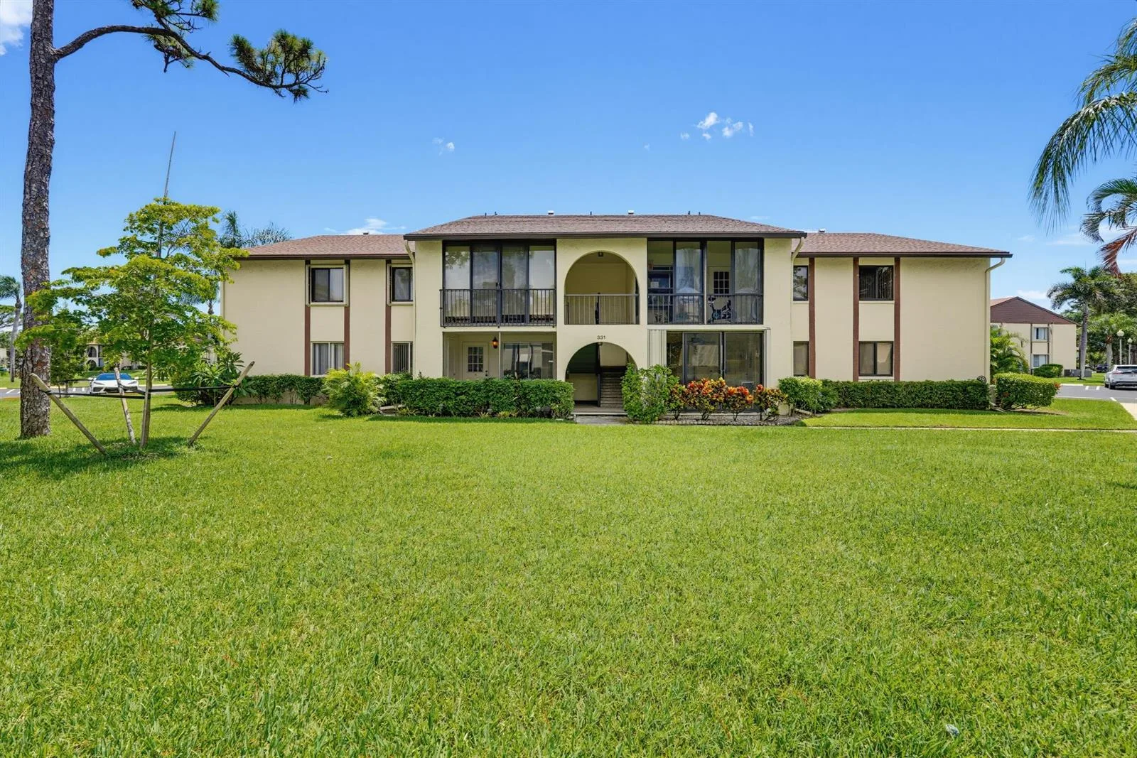 331 Knotty Pine Circle # C-1, FL 33463