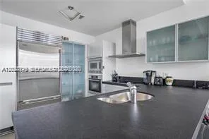 18201 Collins Ave # 3407, Sunny Isles Beach, FL 33160 photo 5