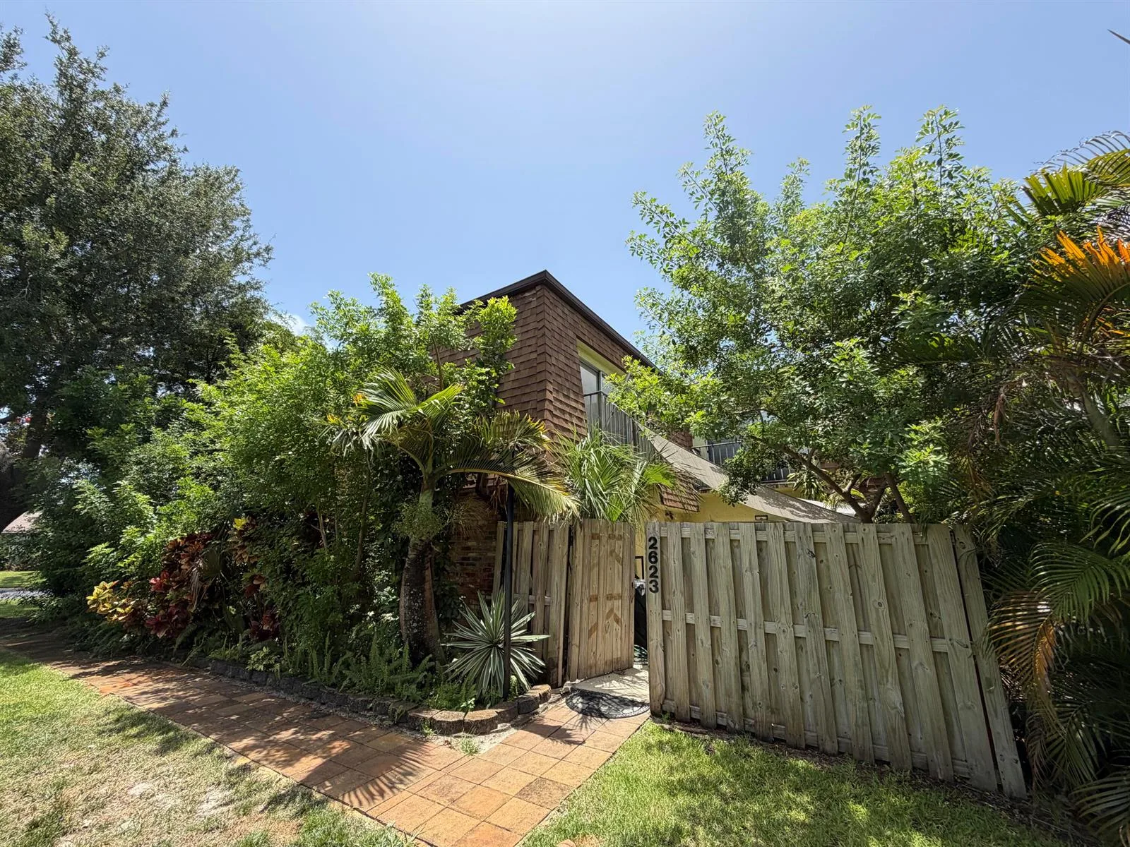 2623 SE 5TH Circle, Boynton Beach, FL 33435 photo 2