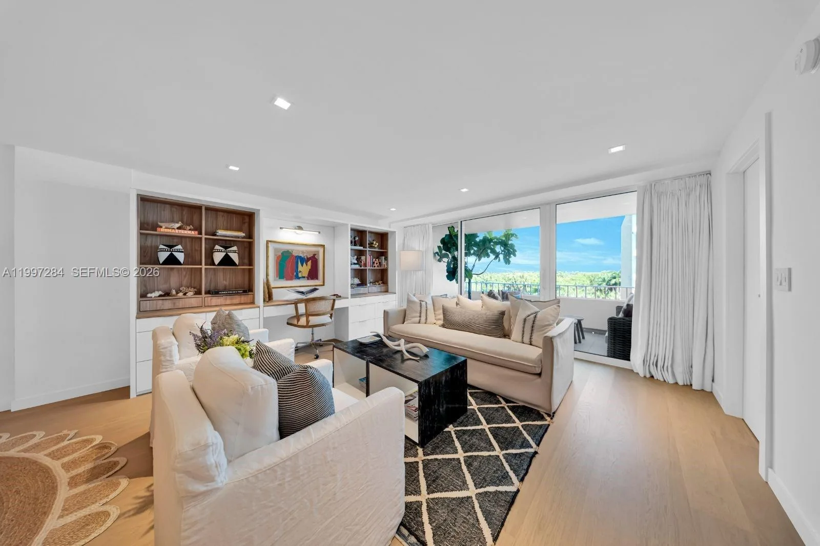 199 Ocean Lane Dr # 602, Key Biscayne, FL 33149 photo 3