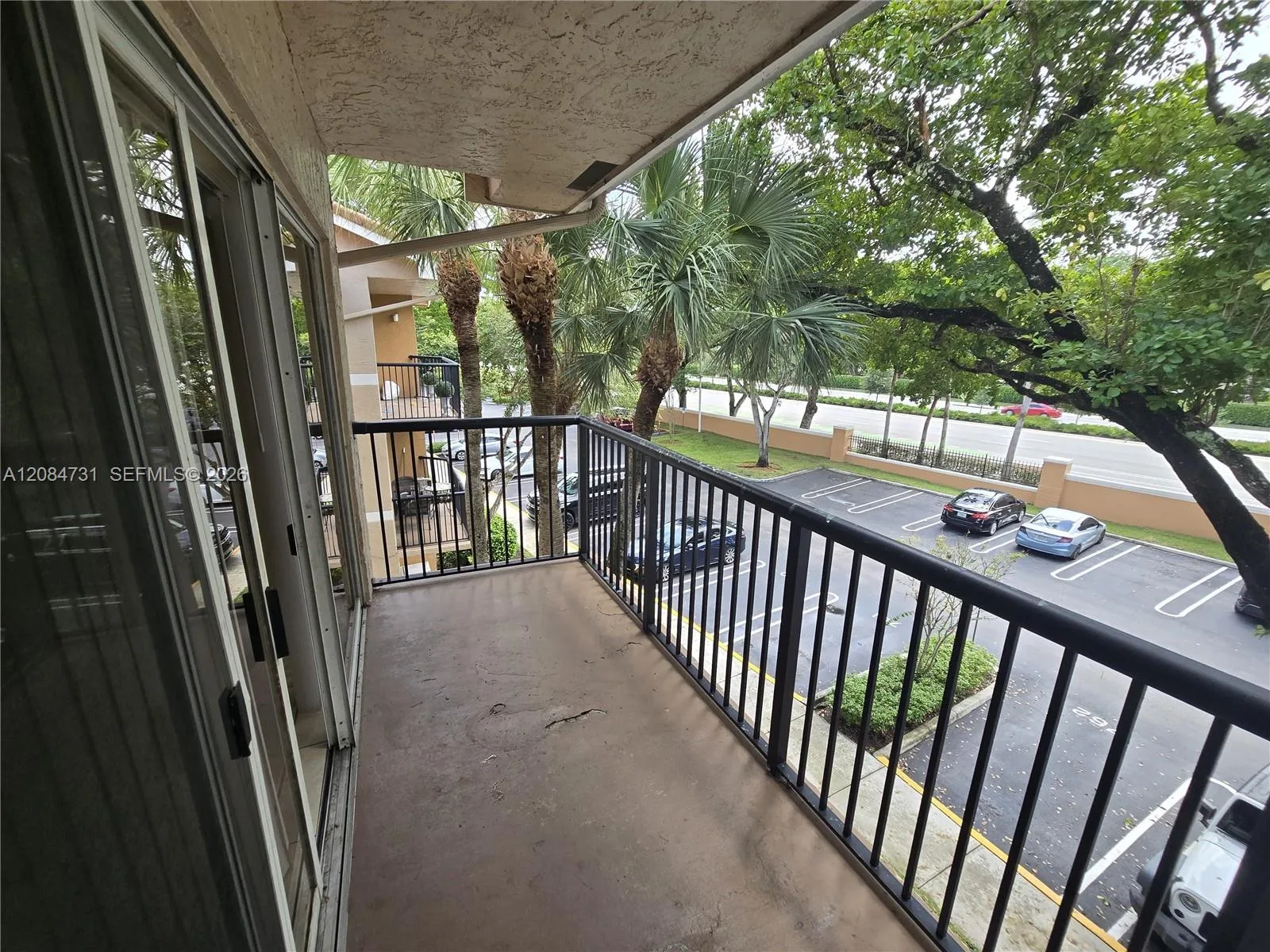 8701 Wiles Rd # 305, Coral Springs, FL 33067