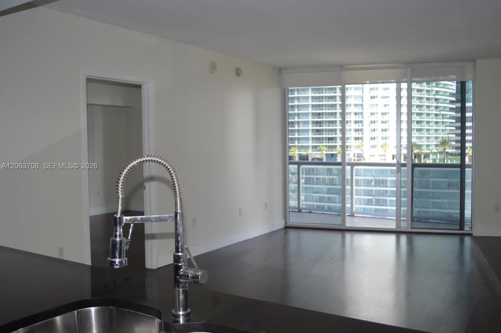 475 Brickell Ave # 1814, Miami, FL 33131 photo 9