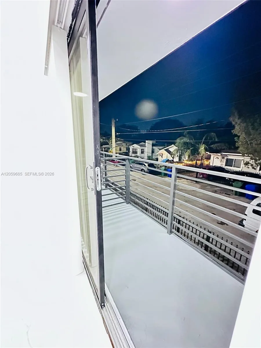 131 NE 77th St # 4, Miami, FL 33138 photo 2